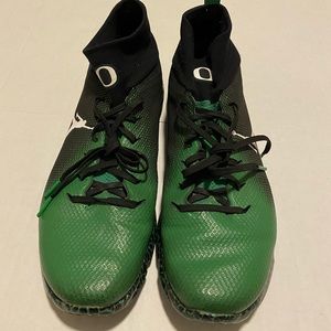 Jordan Nike Oregon Ducks used turf shoes size 11